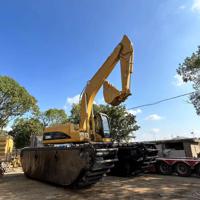Used CAT 320CL Amphibious Excavator CAT 320, CAT 320C 320CL 320D 320D2 Excavator, River Sand Dredging Machine Pontoon Boat Sides